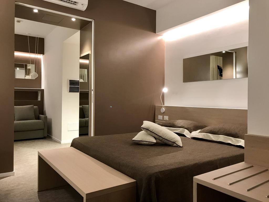 מונטרוסו אל מארה Hotel Palme מראה חיצוני תמונה
